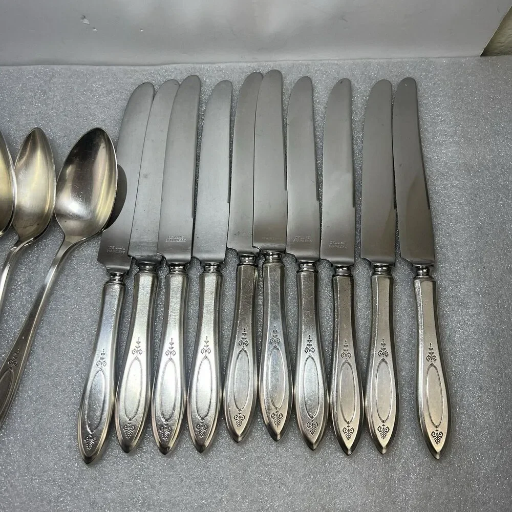Oneida sets includes